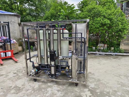 কারখানার সরাসরি উচ্চ মানের 1000L/H জল পরিশোধক ফিল্টার মেশিন বিপরীত অস্মোসিস জল পরিশোধক বরফ/জল তৈরির জন্য